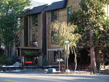 968 Park Hotel